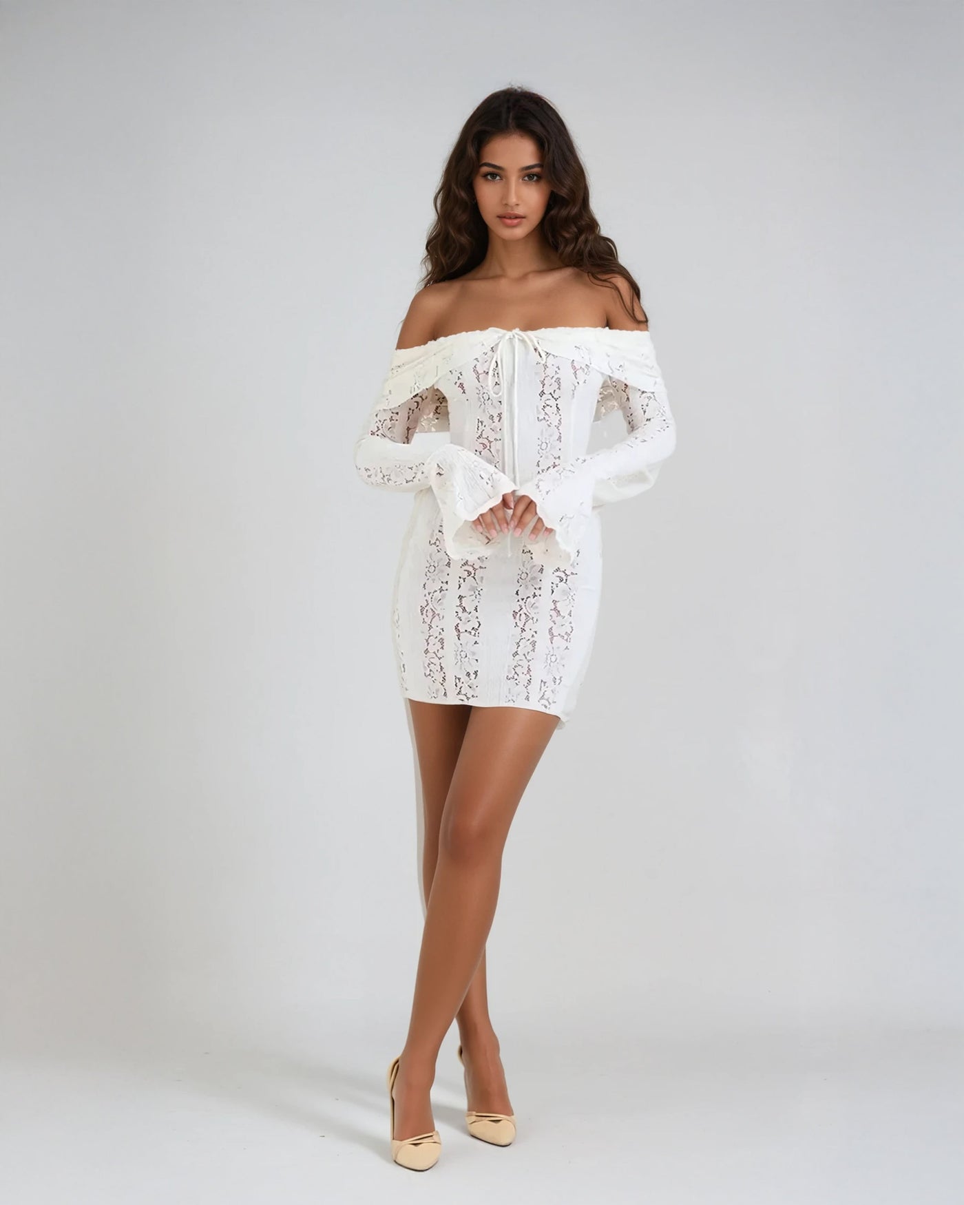 Tessa - Midi Spitzenkleid